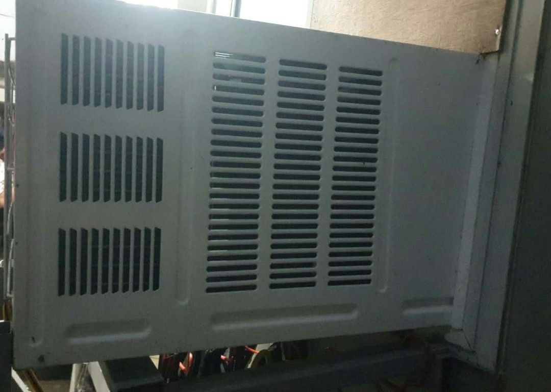 Kolin Quad Inverter Window Type 1HP Aircon (Category: Air Conditioning and Heating) located in San Juan City. Submitted by shoppingmanila (Listing ID 1464142438, Image 3). Description: - Kolin Quad Inverter Window Type Air Conditioner 1HP - White unit with digital display - Barely used - Ideal for cooling your room - Sold as is - Unit is clean and ready for installation - For pickup (Port Area, Manila) or shipping c/o buyer - Message for inquirie