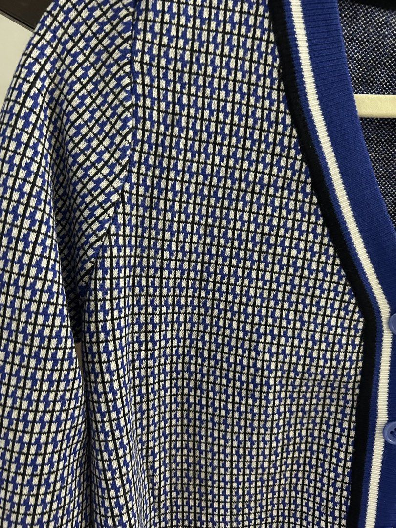 Korean Knitted Blue Cardigan (Category: Coats, Jackets and Outerwear) located in Paranaque City. Submitted by simplylizzy (Listing ID 1464273725, Image 2). Description: from Korea super nice fabric Location: BF Homes, Paranaque 🛵 J&T or Lalamove 💸 GCash or Bank Transfer .