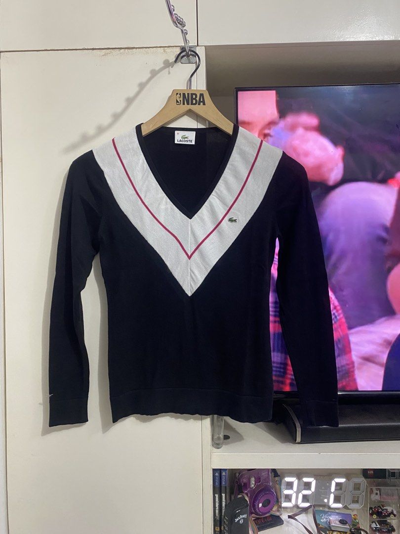 Lacoste knitted sweater (Category: Coats, Jackets and Outerwear) located in Santa Maria. Submitted by jordangail (Listing ID 1464251528, Image 1). Description: Lacoste Knitted sweater 90 on tag 16x23 Excellent 9.8/10 No issue Mine na Gcash Jnt God bless .