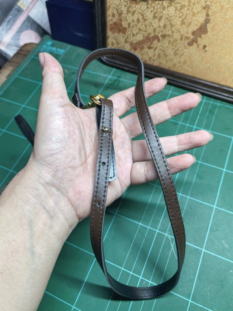 Leather Bag Handle (Category: Other Accessories) located in Cebu City. Submitted by dudes_villanueva (Listing ID 1464235244, Image 1). Description: Leather Bag Handle - Brown In excellent condition Length: 26in.