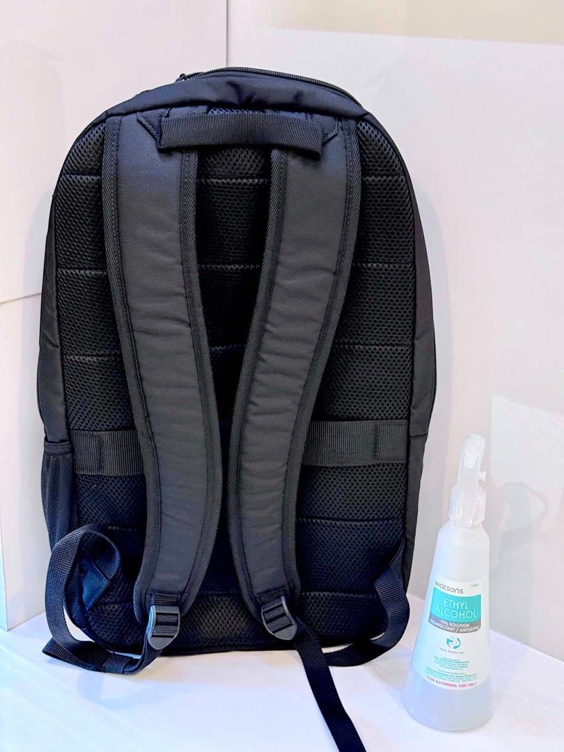 Lenovo Slim Black Laptop Multi Pocket Backpack (Category: Laptop Bags & Sleeves) located in Taguig. Submitted by annebydesign (Listing ID 1464278037, Image 3). Description: Selling this Lenovo Slim Black Laptop Multi Pocket Backpack for ₱1500. Retail for ₱3k •Brand new. From the US RFS: Husband replace his laptop backpack- he bought 3 pcs diff size. This one too small daw- the other one I sent to Leyte, yung type nya that’s the one he’s using •Fi