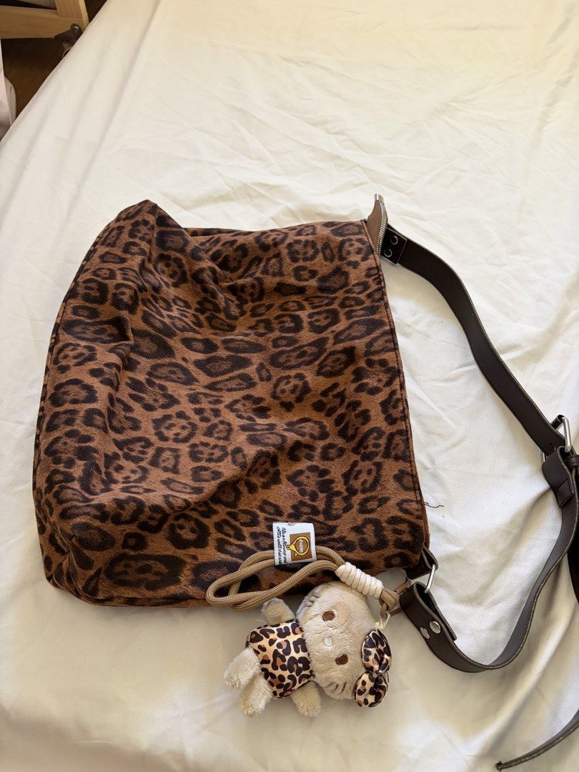 Leopard Print Shoulder Bag with Hello Kitty Charm (Category: Shoulder Bags) located in Taguig. Submitted by Shamieeee (Listing ID 1464322267, Image 3). Description: For pick up only My location is in taguig .