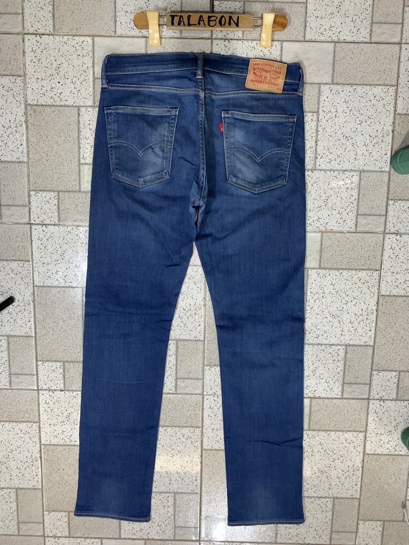 Levis 513 Jeans Leather Patch (Category: Jeans) located in Bacolod City. Submitted by ocean_us (Listing ID 1464173532, Image 1). Description: Item: Levis 513 Jeans ____________________________ Leather Patch Details: ▪️Size - 31x34 ▪️Actual - 33 x 42.5 ▪️Hem - 7.25 ▪️Chainstitch ▪️No issue ▪️FREE SHIPPING FEE Pm, Thanks ✅We ship Nationwide via Jnt Express ✅We do video call for assurance 📍Bacolod City Negros Occidental.