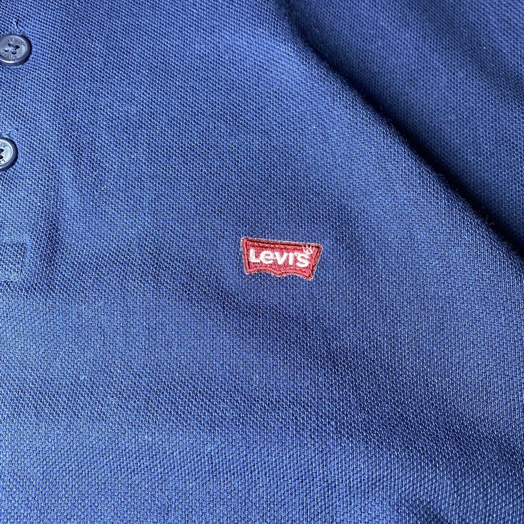 LEVIS POLO (Category: Activewear) located in Zaragoza. Submitted by 9701026734 (Listing ID 1464297115, Image 3). Description: LEVIS POLO ‎ size medium ‎dimes W21/L29 ‎condition VERY GOOD ‎color rate 9.6/10 ‎issue Need wash.
