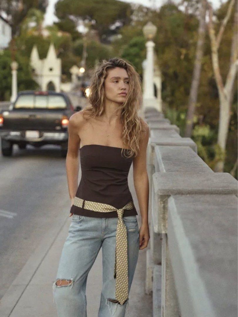 Lf Zara tube top (Category: Blouses) located in Manila. Submitted by rekupicks (Listing ID 1464250101, Image 1). Description: Looking for Zara tube top with tie on the waist.