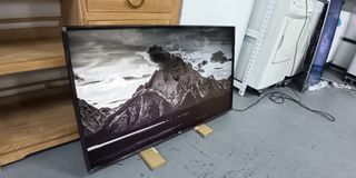 Smart TVs Collection item 2