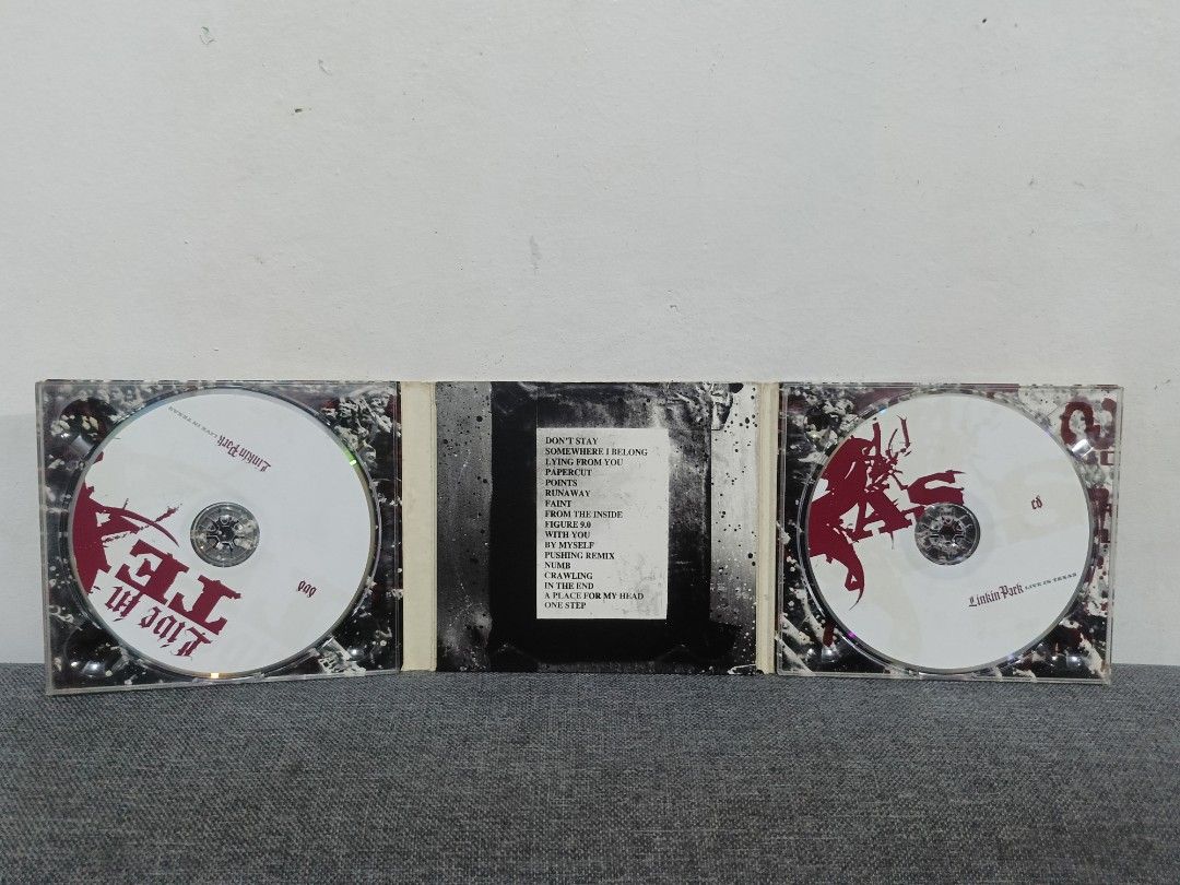 Linkin Park - Live in Texas (Category: CDs & DVDs) located in Cavite. Submitted by bodega_ni_kiks11 (Listing ID 1464286273, Image 3). Description: 2 Disc with visible hairlines very good playing condition/no skip.