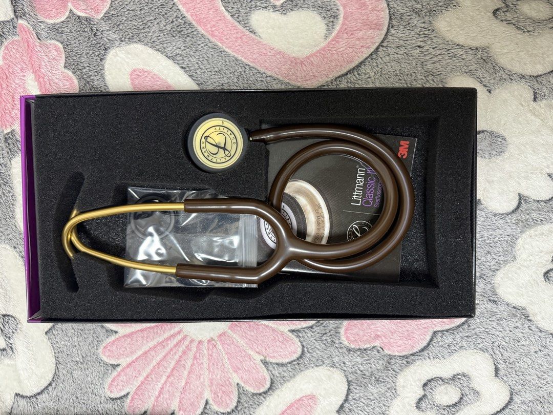 Littmann Classic III Stethoscope (Category: Health Monitors & Weighing Scales) located in Manila. Submitted by brightowl_5662dd (Listing ID 1464183527, Image 2). Description: Bought 8k Brand new. Selling if for 5000 NEGO PA PO SA SURE BUYER Only used Twice (Dent Student) Rfs: downgrade/need funds.