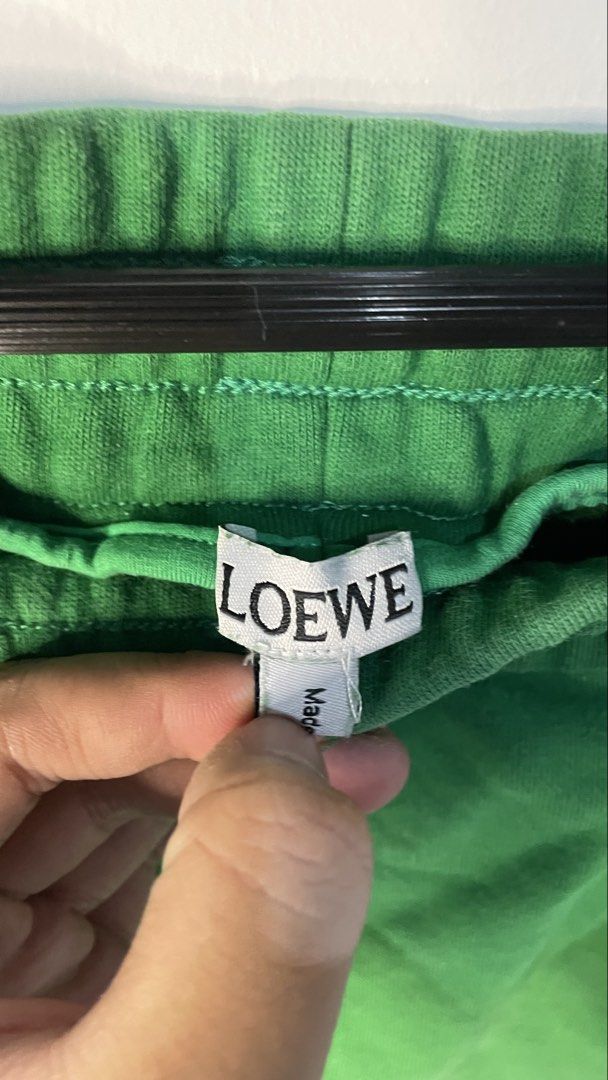 Loewe Sweat Short (Category: Shorts) located in Arayat. Submitted by christian_srno (Listing ID 1464244023, Image 3). Description: .