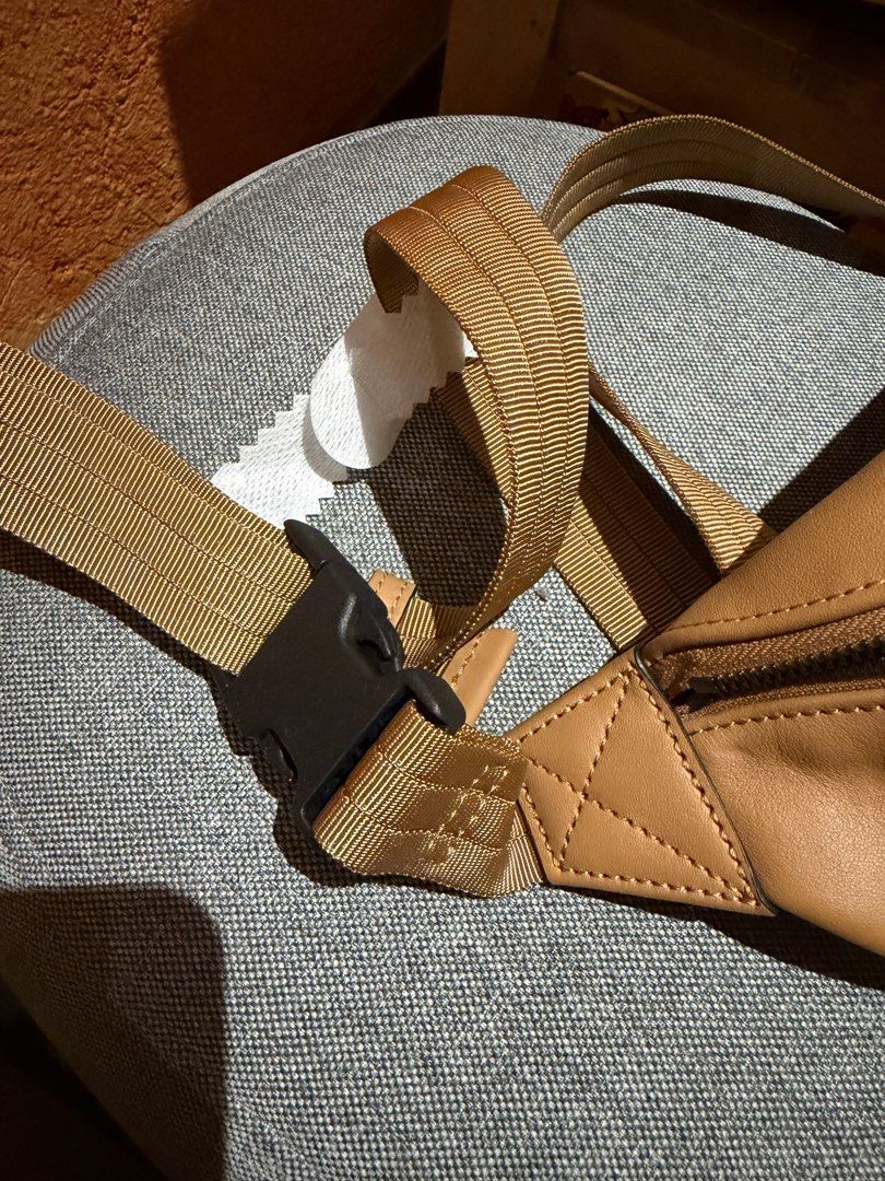Longchamp Leather Belt Bag Tan (Category: Luxury Bags & Wallets) located in Cebu City. Submitted by juicyjjjj (Listing ID 1464291811, Image 2). Description: - Genuine calf leather fanny pack by Longchamp - Secure zipper closure - Adjustable strap with buckle for a custom fit - Interior features a convenient card slot -No dust bag Purchased in CDG airport.