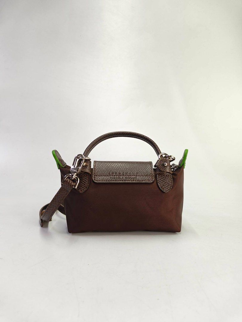 ❤️Longchamp Mini Sling - Mocha (Category: Cross-body Bags) located in Quezon City. Submitted by asrcollections (Listing ID 1464347145, Image 3). Description: Longchamp Mini Sling Black Onhand and ready to ship 💌chat me po for More colors available 📍Quezon City.