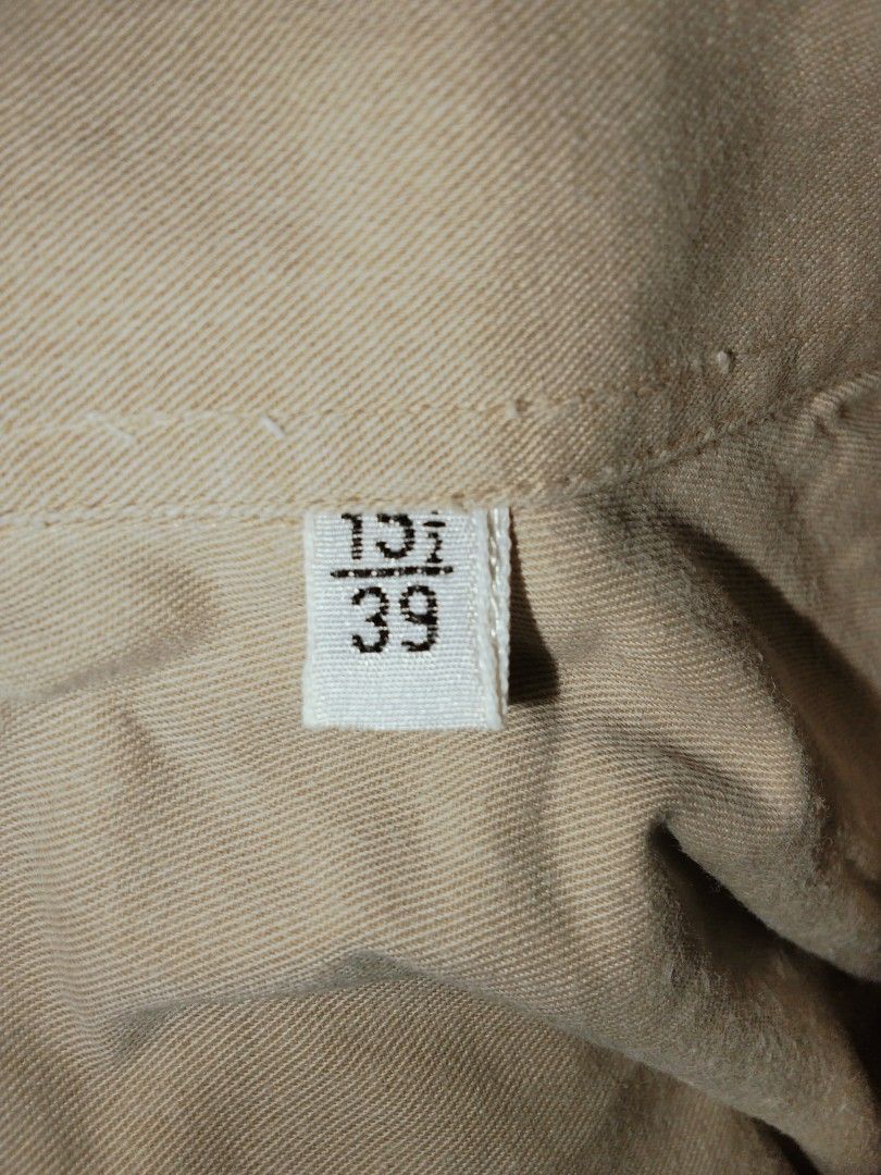 long-sleeve jacket in a soft beige shade (Category: Formal Shirts) located in Lucena. Submitted by theg00dhang (Listing ID 1464313088, Image 3). Description: Lightweight woven fabric with a soft, smooth texture. decluttering sf not included.