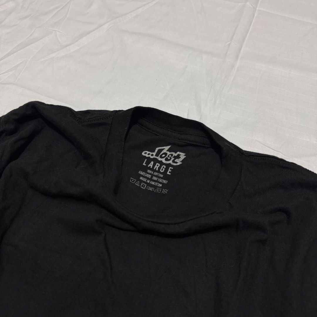 LOST (Category: Tshirts & Polo Shirts ) located in Pasig City. Submitted by jaaard (Listing ID 1464222744, Image 3). Description: Lost size L 20.5x29 Vgood condition Pm me .