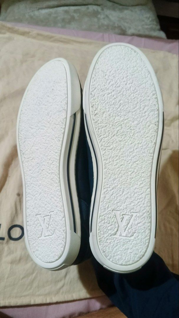 Louis Vuitton Sneakers (Category: Sneakers & Footwear) located in Dumaguete. Submitted by sellie06 (Listing ID 1464178817, Image 3). Description: size: 9 no other inclusions negotiable no hidden issues.