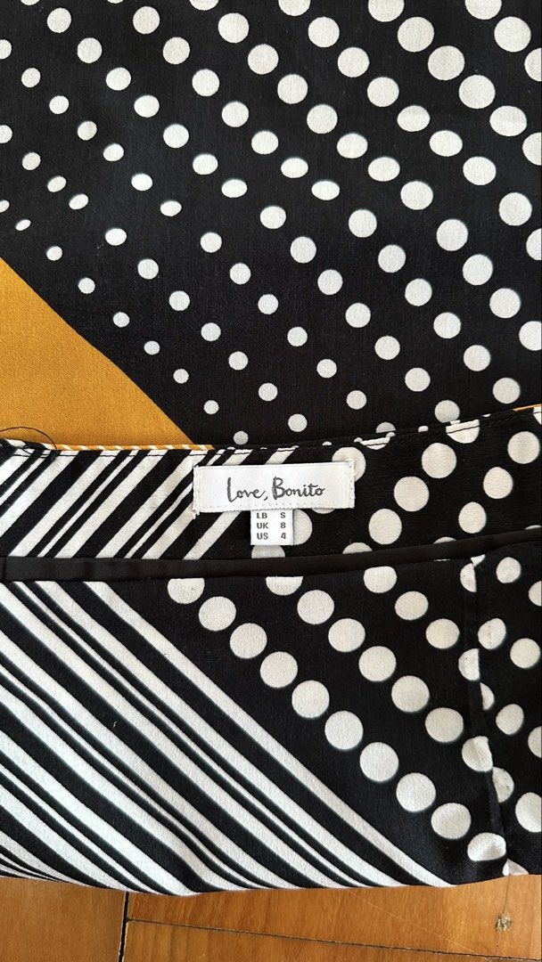 Love Bonito Polka Dot Skirt size Small (Category: Skirts) located in Cagayan de Oro. Submitted by alexamc_ (Listing ID 1464155129, Image 2). Description: Fits Zara xs.