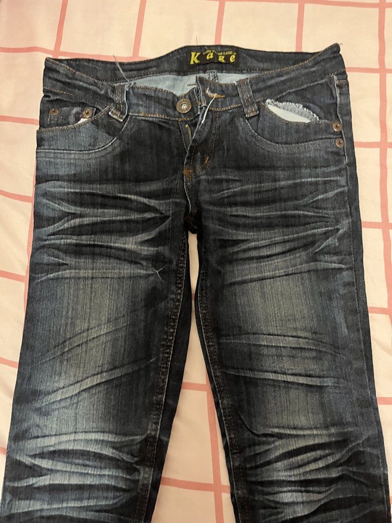 Low waisted Denim capri (Category: Jeans) located in Manila. Submitted by chimcheese (Listing ID 1464138572, Image 2). Description: - Kage Classic dark wash denim jeans - Distressed look with leg creasing - Button and zip front closure - Standard pocket layout - Perfect for casual wear.