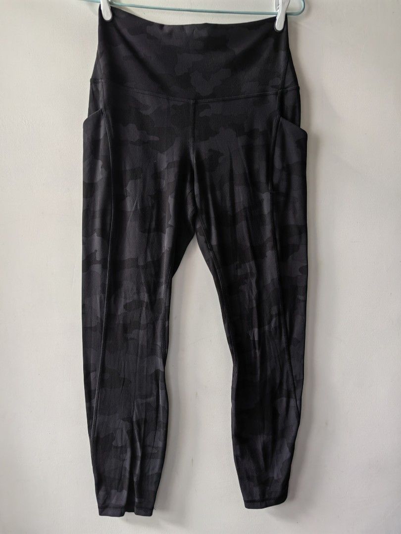 Lululemon Align High Rise Pant 25" (8/M) (Category: Activewear) located in Baguio. Submitted by kacijom (Listing ID 1464277552, Image 1). Description: ₱600 (SRP $118 /₱7.9k) Lululemon Align High Rise Pant with Pockets 25" - Heritage 365 Camo Deep Coal Multi •Size 8/M, 14"x35" •Condition 9/10 (Very-Good Used Condition).
