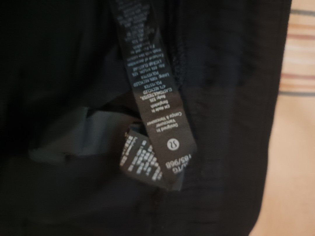 Lululemon jogger pants (Category: Joggers) located in Odiongan. Submitted by thriftngo26 (Listing ID 1464165155, Image 3). Description: lululemon jogger pants.