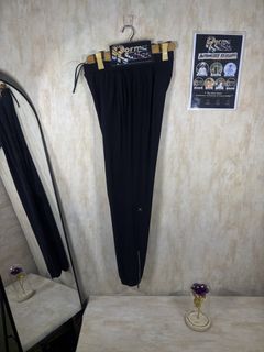 (Category: ) located in . Submitted by pormanation-thrift-store (Listing ID 1464350627, Image 1). Description: .