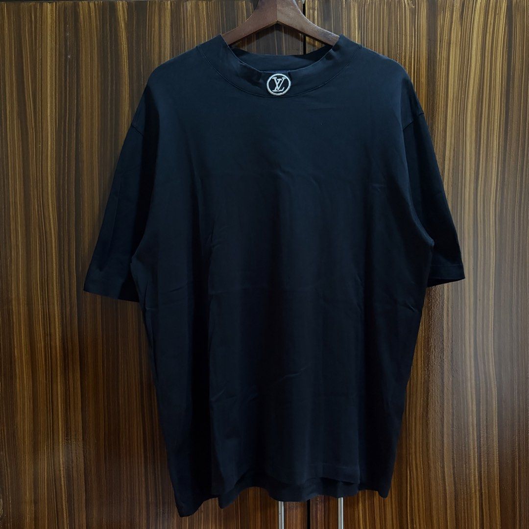 LV Embroided Neck Logo (Category: Tshirts & Polo Shirts ) located in Iloilo. Submitted by thriftheaven001 (Listing ID 1464300113, Image 1). Description: LV Neck Logo - Large to XL (29 x 23) - No issues ₱1000.