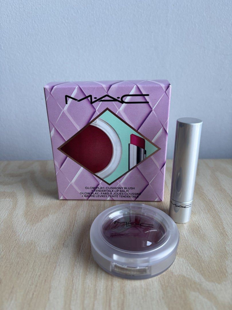 MAC No Work All Glow Play Kit Purple (Category: Makeup) located in Manila. Submitted by smnthsy (Listing ID 1464202408, Image 1). Description: .