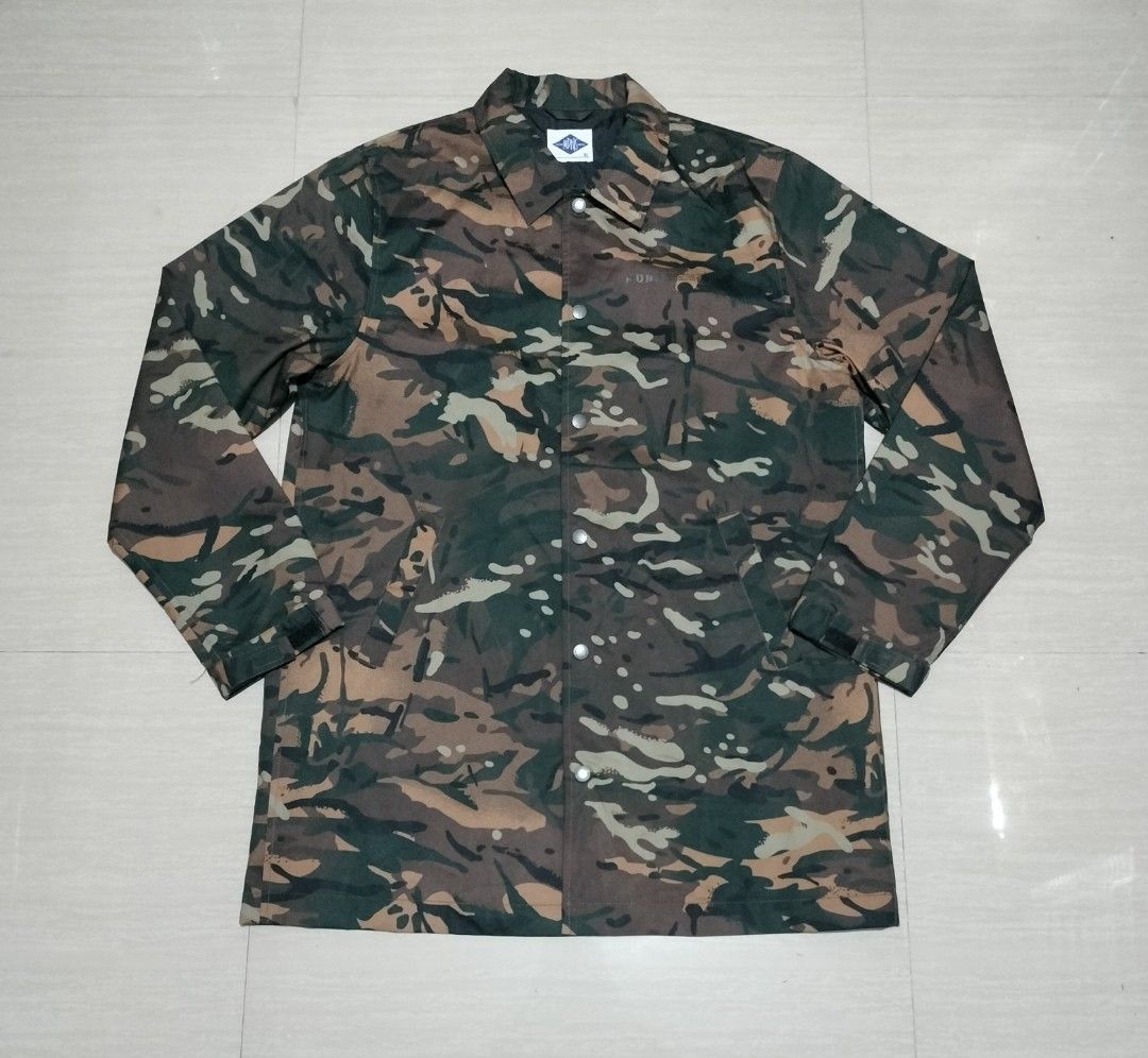 MADNESS CAMOU WINDBREAKER (Category: Coats, Jackets and Outerwear) located in Sariaya. Submitted by social_animalz (Listing ID 1464296736, Image 1). Description: 23 x 34 nylon materials adjustable cuffs shipping fee is not included.