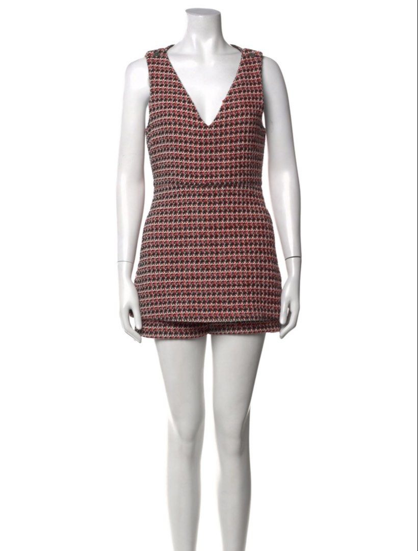 Maje Houndstooth Romper Size 40 (Category: Rompers) located in Batangas. Submitted by kulilayfinds (Listing ID 1464211207, Image 1). Description: - Cute Maje romper - Houndstooth pattern in red, black, and white - Sleeveless with V-neck - Button details on shoulders - Zipper closure at the back - Versatile for night outs or casual wear Ready to wear! had this dry-cleaned already. I am 5’1. Rfs : lost weight.