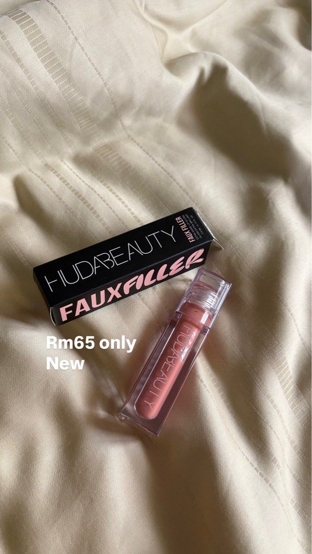 Makeup 2.0 (Category: Makeup) located in Melaka Tengah. Submitted by ezgarage21 (Listing ID 1464160933, Image 3). Description: Interested can dm me. Price in the picture.