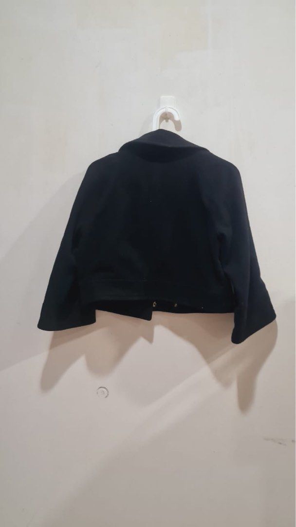 MANGO jacket (Category: Coats, Jackets and Outerwear) located in Kuala Lumpur. Submitted by luxeuk (Listing ID 1464210443, Image 3). Description: - Mango jacket for summer, autum - wool with satin lining - Features a collar and button closure - Three buttons on the front - Three-quarter sleeves - Fully lined interior - Ideal for layering over tops or dresses - A versatile addition to any wardrobe.