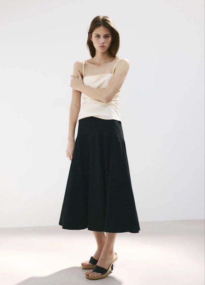 Mango Draped Strap Top (Category: Sleeveless) located in Santa Rosa. Submitted by erimv (Listing ID 1464281537, Image 2). Description: Fine-knit fabric. Stretch fabric. Fitted design. Straight neck. Thin straps. Invisible side zip fastening. Draped details. Color: Cream/Ivory Brand new, washed and without tags Never worn so no photos when worn SRP: 1595.
