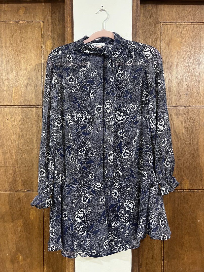 Mango Dress (Category: Dresses) located in Bacoor. Submitted by pktd10 (Listing ID 1464267992, Image 3). Description: .