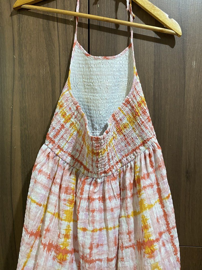Mango Halter Dress (Category: Dresses) located in Cebu City. Submitted by mickaaay (Listing ID 1464181471, Image 2). Description: Mini Mango but fits XS-S frames.
