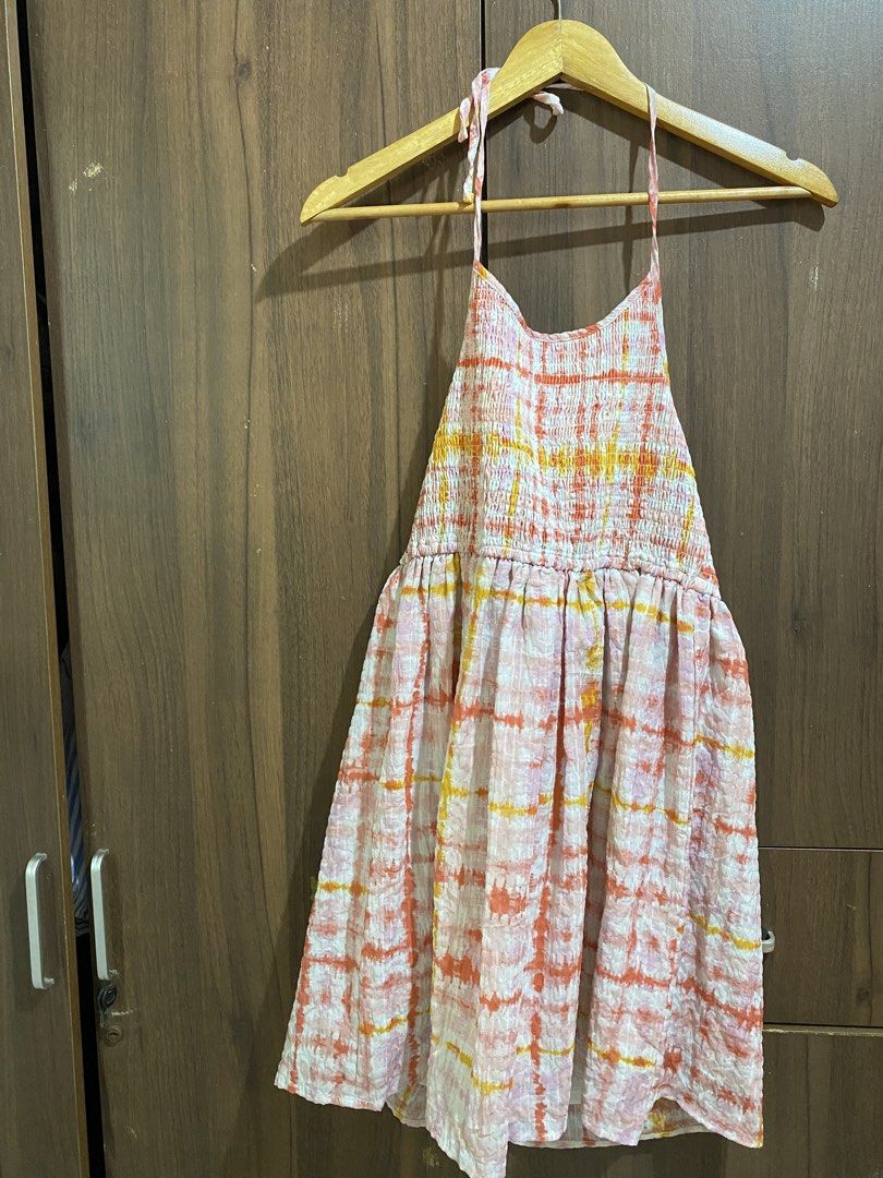 Mango Halter Dress (Category: Dresses) located in Cebu City. Submitted by mickaaay (Listing ID 1464181471, Image 1). Description: Mini Mango but fits XS-S frames.
