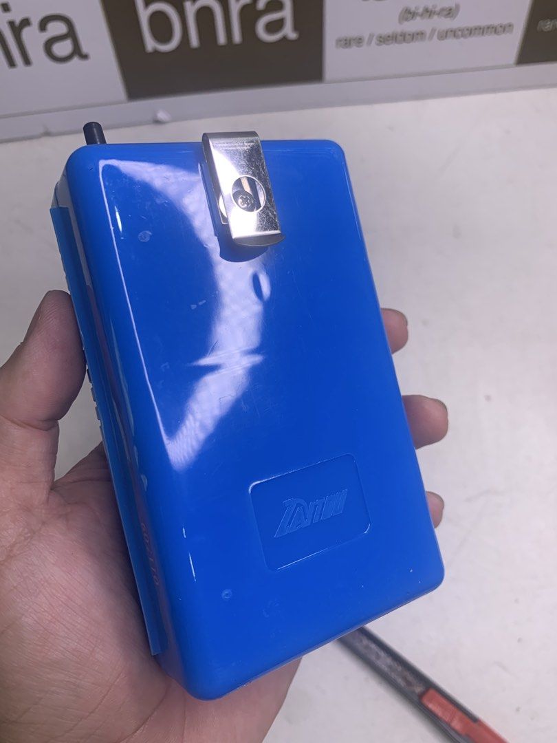 Mark II - Air Pump / Oxy Pump (Category: Homes & Other Pet Accessories) located in Carmona. Submitted by bihira (Listing ID 1464206042, Image 3). Description: Mark II - Air Pump / Oxy Pump - WYSIWYG - as is condition - air pump from japan.