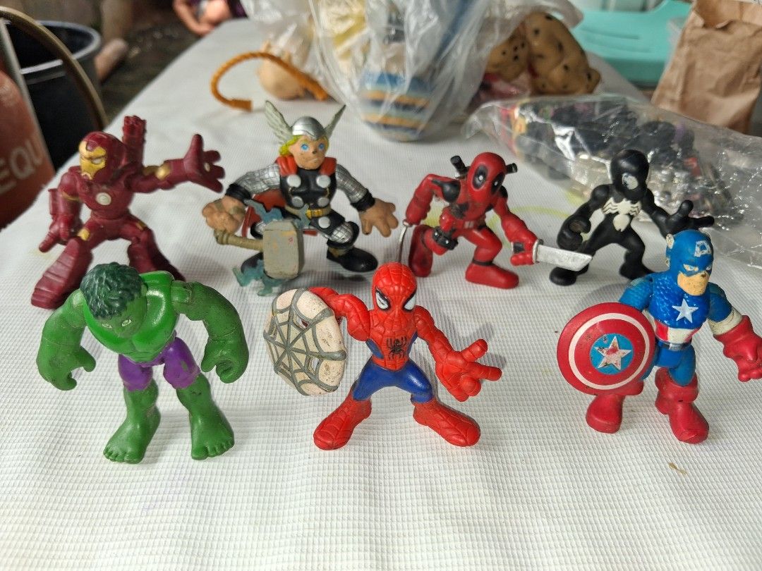 Marvel Avengers Action Figures Set - Spiderman, Hulk, Thor, Iron Man (Category: Figurines & Statues) located in Manila. Submitted by marcas022798212 (Listing ID 1464147983, Image 1). Description: - Set of Marvel Avengers action figures - Includes: Spiderman, Hulk, Thor, Iron Man, Captain America, Deadpool, Venom - Ideal for collectors and superhero fans - Some figures have minor paint wear - Sold as a bundle.