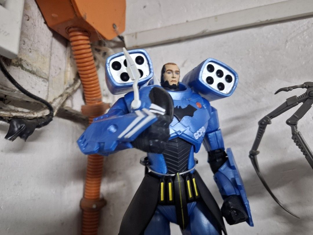 Mcfarlane (Category: Action & Battle Toys) located in Manila. Submitted by rhonnie1925 (Listing ID 1464173375, Image 3). Description: Mcfarlane Megafig Jokerbot Rookie batman Loose Set 3,000 Las Pinas.