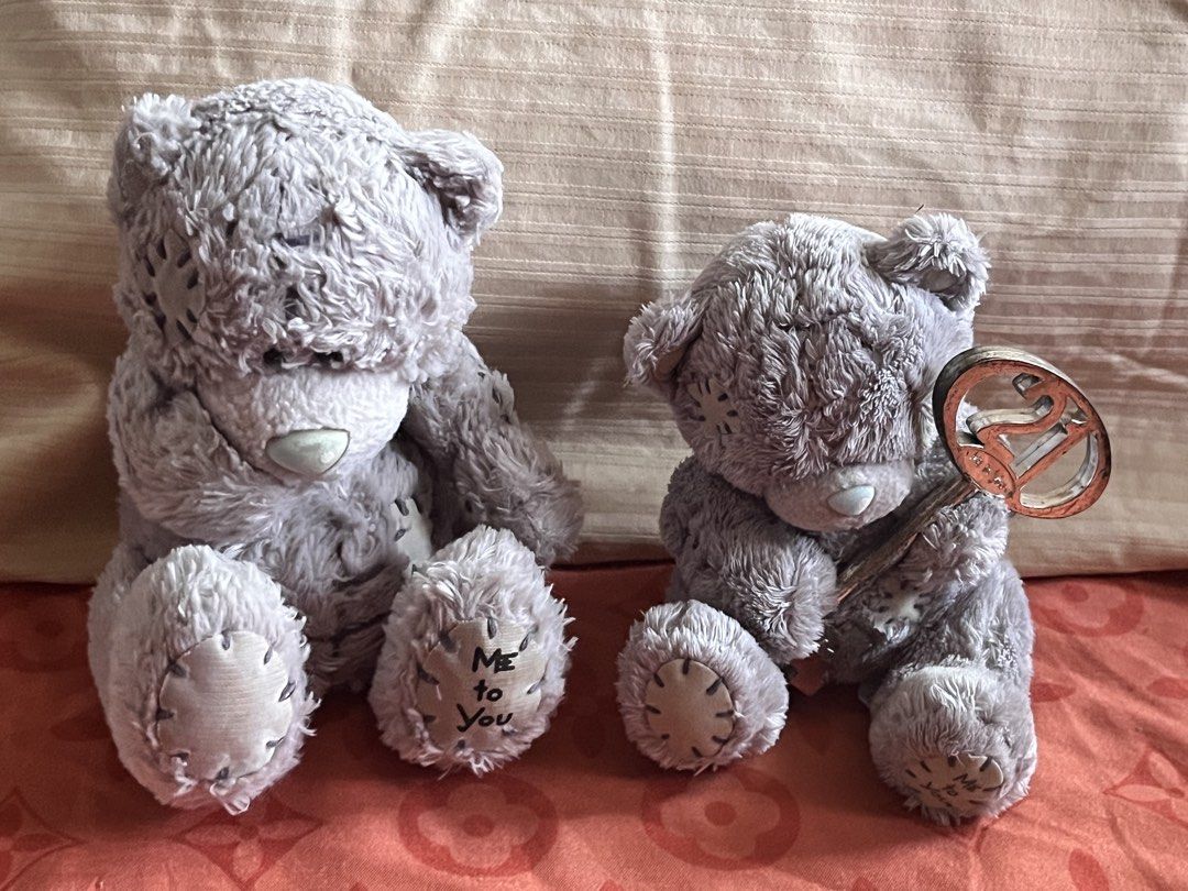 Me to you plush (set#2) (Category: Plushies & Soft Toys) located in Paranaque City. Submitted by bonsaiart (Listing ID 1464156239, Image 1). Description: Pre owned Good condition Selling as set 475(fixed)+ sf Payment first policy (gcash/ paymaya) Shipping ONLY (J&t) NO TO COD NO TO MEETUP NO TO COP (LBC) No breaking of set or bundle.