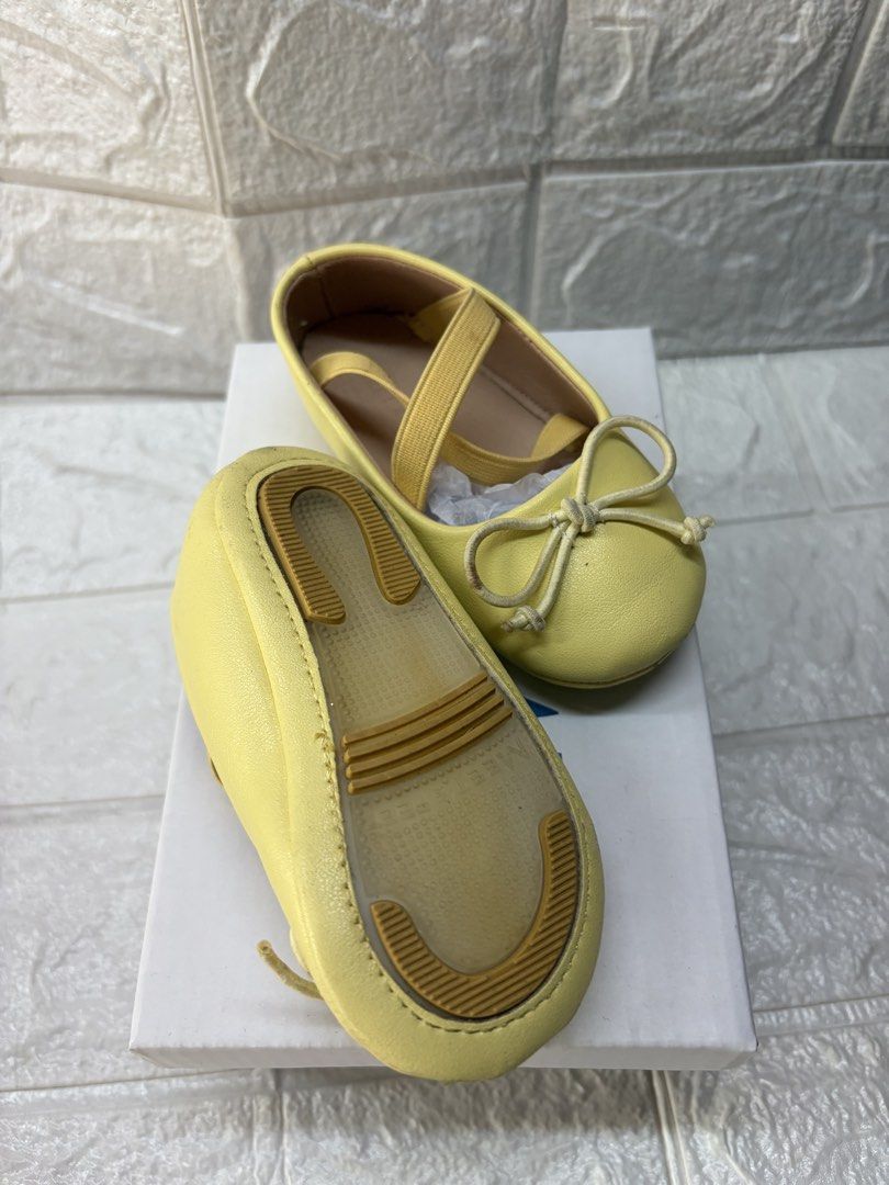 Meet My Feet yellow ballet (Category: Babies & Kids Fashion) located in Manila. Submitted by thekidshop (Listing ID 1464168499, Image 2). Description: .