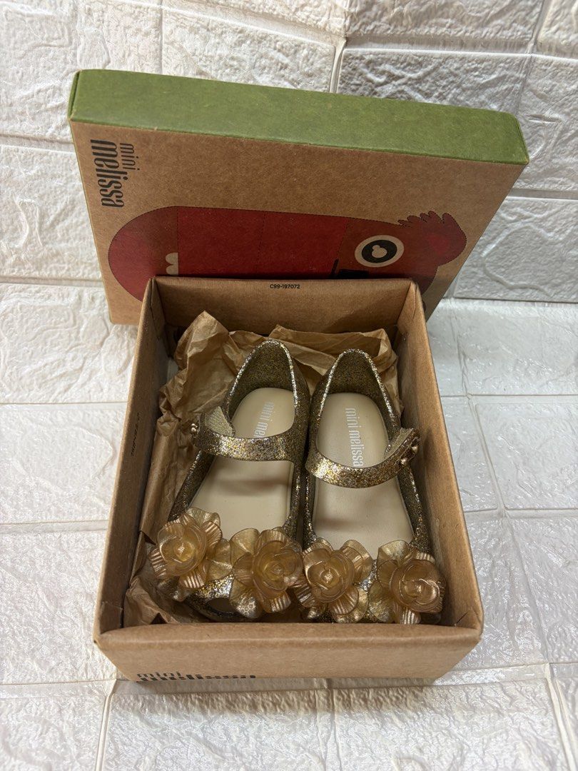 Melissa gold shoes (Category: Babies & Kids Fashion) located in Manila. Submitted by thekidshop (Listing ID 1464168342, Image 1). Description: Size 6.