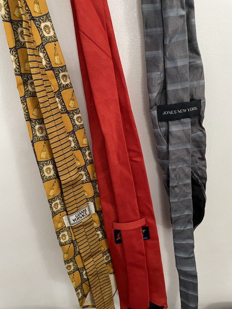 Men’s Neck Tie (Category: Ties) located in Manila. Submitted by peansandtobs (Listing ID 1464161191, Image 2). Description: Sf must be shouldered by the buyer.