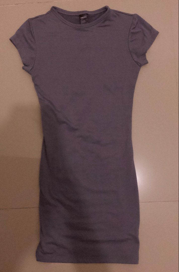 Bodycon Dress (Category: Dresses) located in Rodriguez. Submitted by urforeverrina (Listing ID 1464315537, Image 1). Description: - Brand: MERA - Style: Bodycon Dress - Size: XS (EU 34 / UK 6 / US 2) - Color: Grey - Origin: Made in the Philippines - Condition: Excellent.