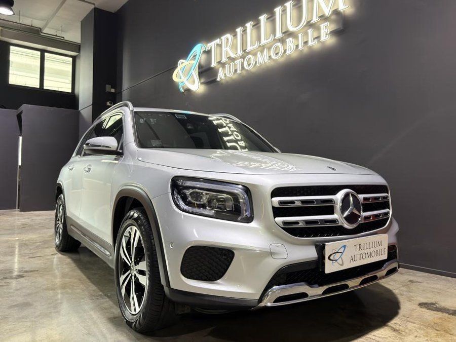 Mercedes-Benz GLB-Class GLB180 Progressive 7-Seater (A) (Category: Used Cars) located in Singapore. Submitted by trillium.auto (Listing ID 1464279538, Image 1). Description: 🚘 Vehicle Features 1.4L 4 cylinder inline turbocharged engine, 128bhp, 7G-DCT auto transmission, paddle shifters, dynamic select, keyless go, Fuel consumption 16.9km/l. 🚘 Accessories 18" sports rims, MBUX touchscreen infotainment, Bluetooth, reverse camera/sensors, Apple Ca