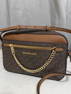 (Category: ) located in . Submitted by holyfabclothing (Listing ID 1464211435, Image 1). Description: .