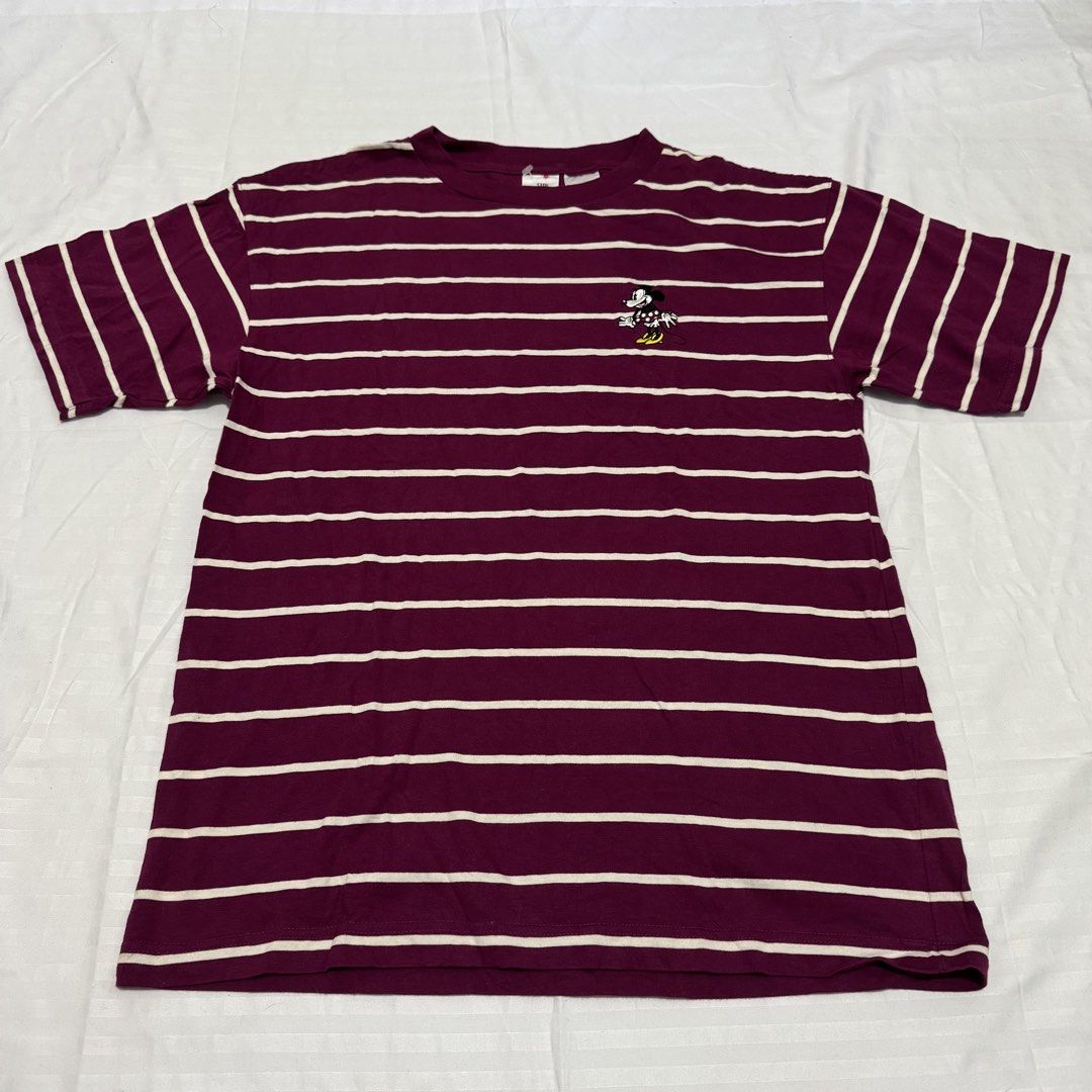 MINNIE MOUSE (Category: Tshirts & Polo Shirts ) located in Pasig City. Submitted by jaaard (Listing ID 1464247181, Image 1). Description: Disney minnie mouse Size M 21x28 Vgood condition.