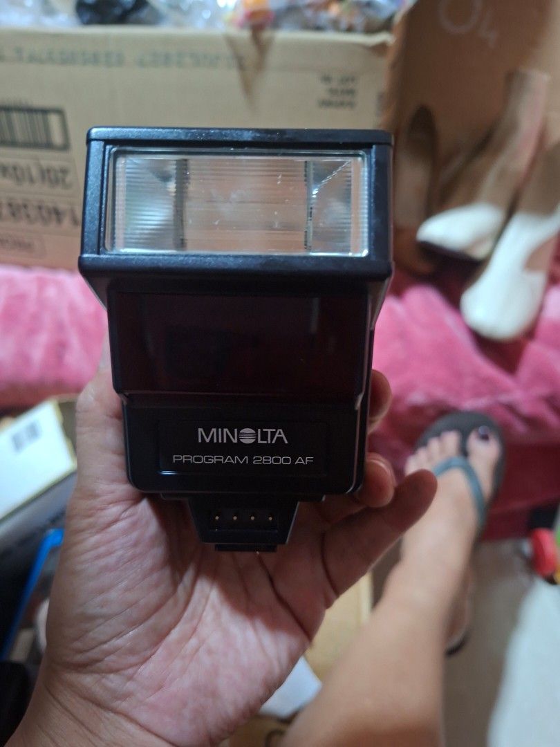 Minolta Program 2800 AF Flash Unit with Case (Category: Flashes) located in Bulacan. Submitted by ourdailyfinds (Listing ID 1464286742, Image 1). Description: FOR SALE: Minolta Program Flash 2800AF – Complete Collector's Kit • Price: ₱1,800 • Condition: Pre-owned / Vintage Japan Surplus. Fully tested and 100% working condition. • Inclusions: • Minolta Program Flash 2800AF Unit • Original Minolta Branded Black Leather Pouch Case (Excellent conditi