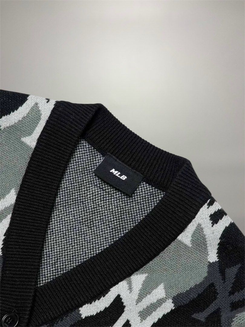 MLB New York Yankees Argyle Monogram Cardigan (Category: Coats, Jackets and Outerwear) located in Bulacan. Submitted by way2lifestyle (Listing ID 1464178635, Image 3). Description: (In Inches) Best Fit: Small to Medium Width: 18” Length: 19” Excellent condition.
