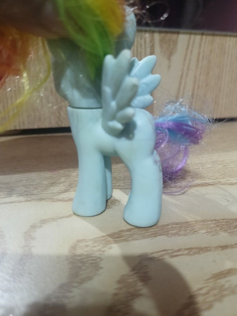 MLP EQ Girls Rainbow Rocks Rainbow Dash (Category: Figurines & Statues) located in Manila. Submitted by brat_worth (Listing ID 1464229079, Image 2). Description: minor dirt stains and yellowing(hndi ata napipick up ng camera ko huhu); had this since 2017 MOP: gcash MOD: lalamove/jnt/spx/lbc LOC: san andres bukid manila.