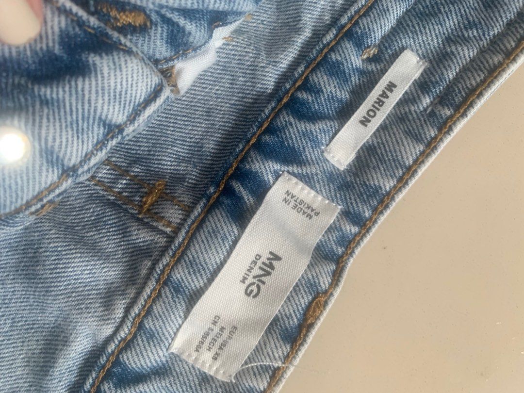 MNG SKIRT (Category: Skirts) located in Quezon City. Submitted by prelovedsaleitems (Listing ID 1464338823, Image 1). Description: .