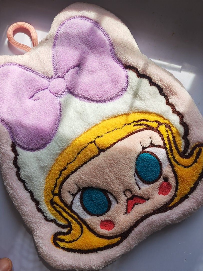 Molly hand towel (Category: Bath) located in Quezon City. Submitted by destashingme (Listing ID 1464194923, Image 1). Description: cutie Molly Hand towel new .