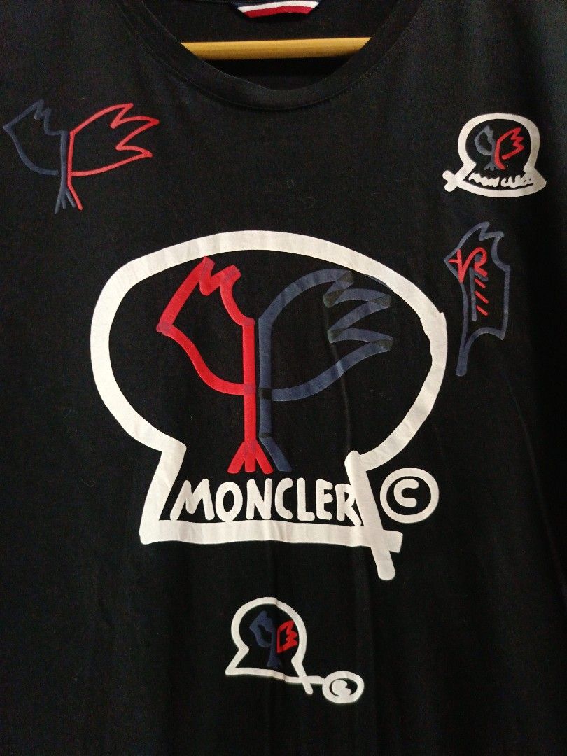 Moncler Multi patch Tee (Category: Tshirts & Polo Shirts ) located in Kidapawan. Submitted by mabthriftshop (Listing ID 1464294086, Image 2). Description: Condition: Excellent Color rate: 9.8/10 (mabago) Size: L Dimes: 20 x 27 ox 28 Issue: NONE ⚠️ Buyer Notice: Please review all condition photos and size details carefully before purchasing to ensure a perfect fit. Ship Thru : J&T and LBC.